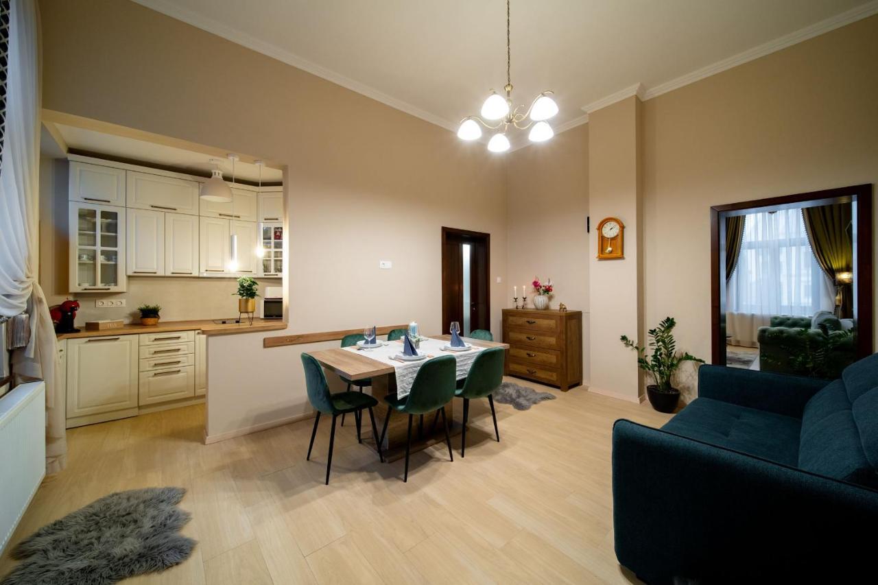 Central Harmony Apartment Odorheiu Secuiesc Exterior photo